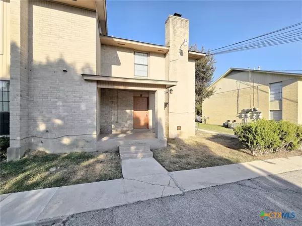 1024 Mission DR #B, New Braunfels, TX 78130