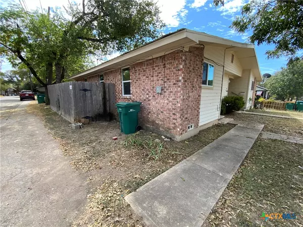 Belton, TX 76513,911 N Penelope ST #1915