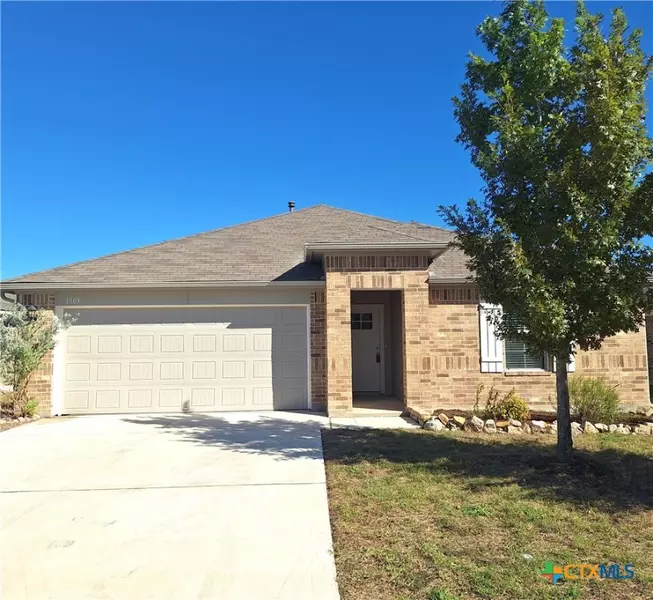 1305 Almond CRK, Seguin, TX 78155