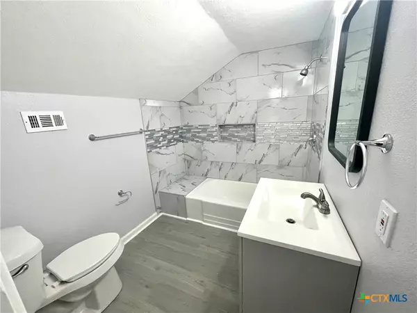 Belton, TX 76513,743 E 13th AVE