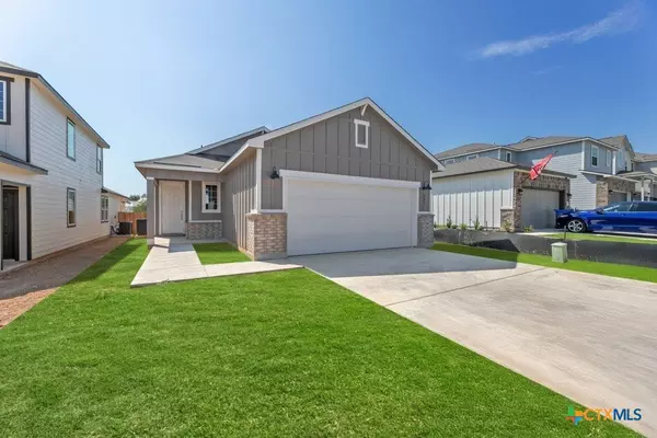 New Braunfels, TX 78130,743 Langston LN