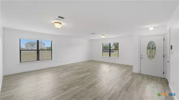 Kyle, TX 78640,585 Siebert DR