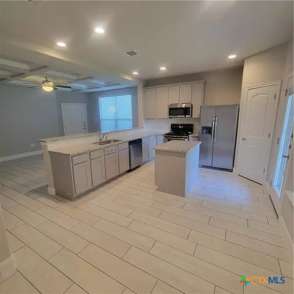 New Braunfels, TX 78130,1655 Barrett AVE