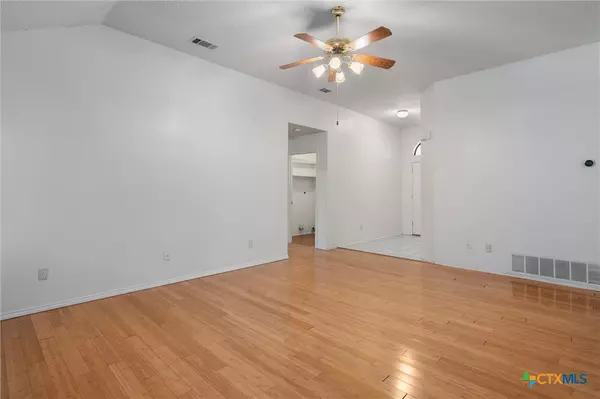 Killeen, TX 76542,5004 Lindsey DR