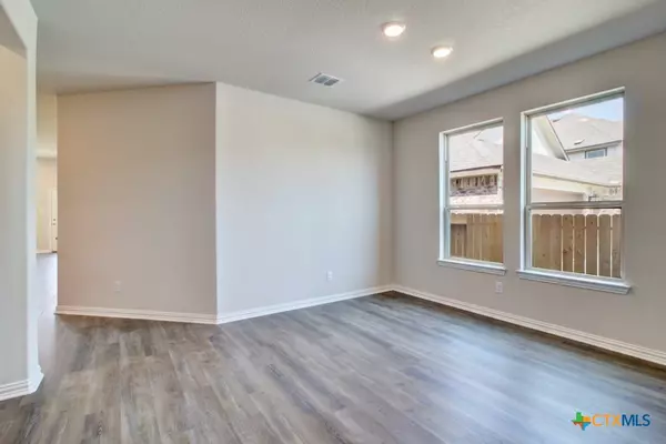 Seguin, TX 78155,2129 Shepards Street