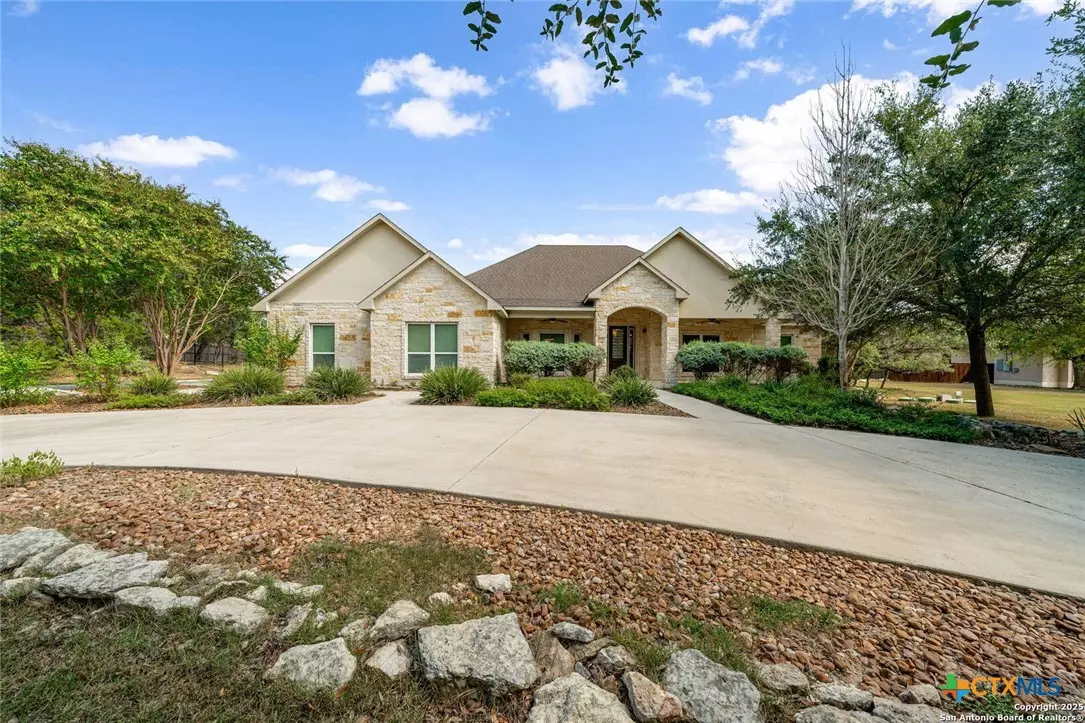 San Antonio, TX 78255,26018 Hazy HOLW