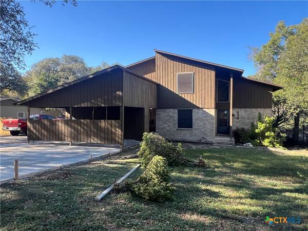 960 Canyon DR #960, New Braunfels, TX 78130