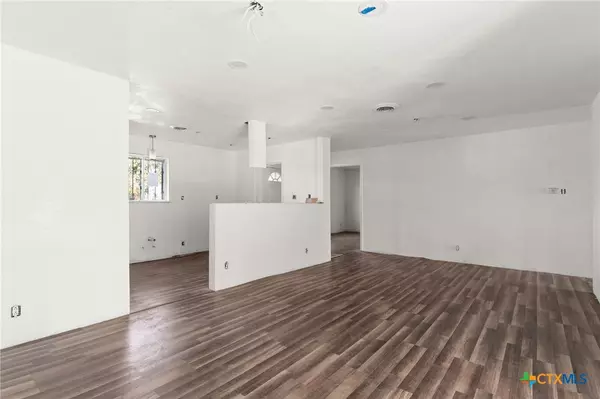 Killeen, TX 76541,806 W Bryce AVE