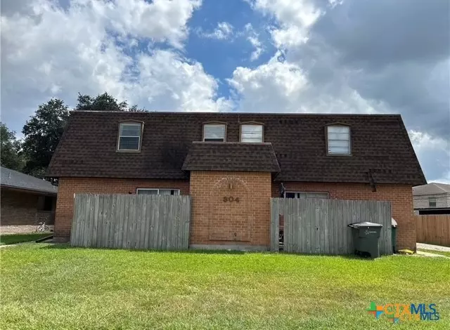 Victoria, TX 77901,304 Palmwood DR #C