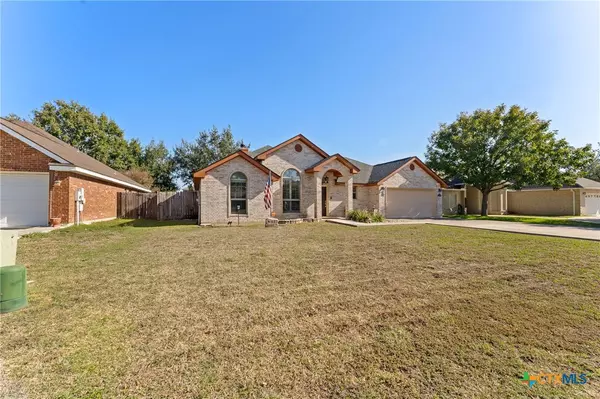 637 Garnet ST, Seguin, TX 78155