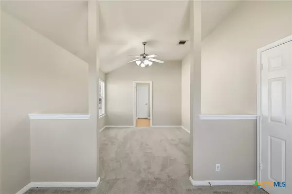 Hutto, TX 78634,119 Bayliss ST