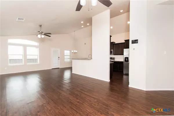 Temple, TX 76502,1211 Lilac Ledge DR