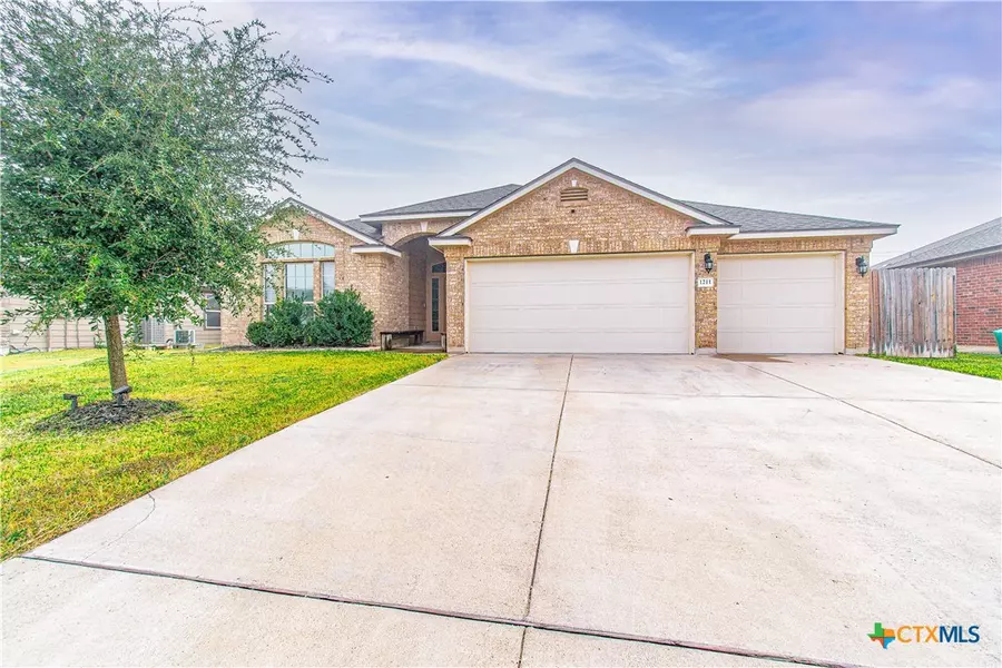 1211 Lilac Ledge DR, Temple, TX 76502