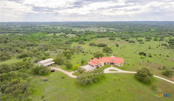 2810 Bridlewood Ranches DR, San Marcos, TX 78666
