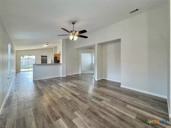 Leander, TX 78641,916 Gentry DR