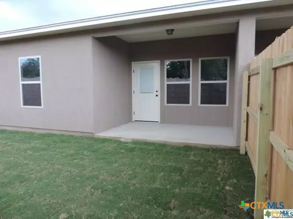 New Braunfels, TX 78130,1010 Tripp LN