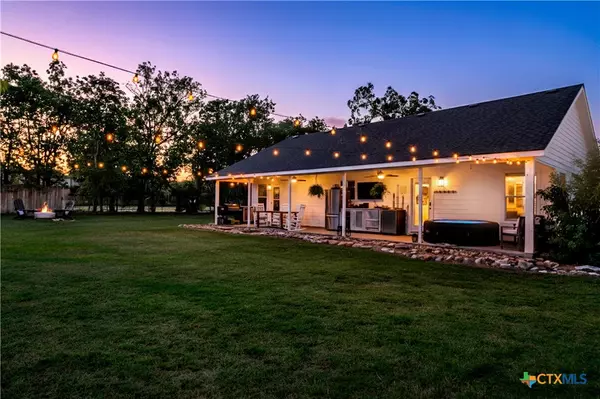 846 Ewelling LN, New Braunfels, TX 78130