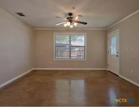 New Braunfels, TX 78130,1821 Post RD