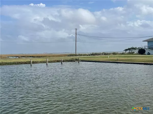 Palacios, TX 77465,219 Bayshore DR