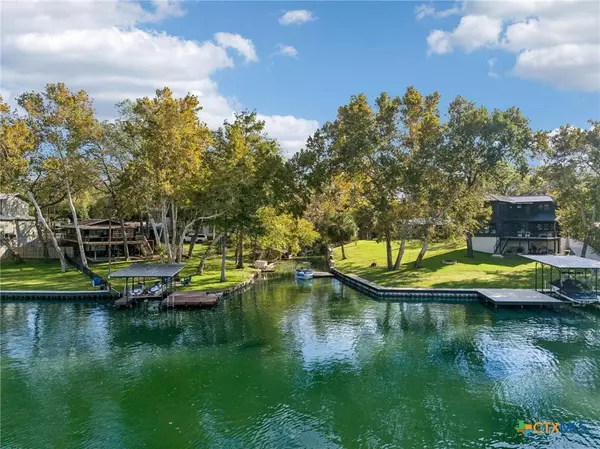 New Braunfels, TX 78130,384 Placid Cove DR