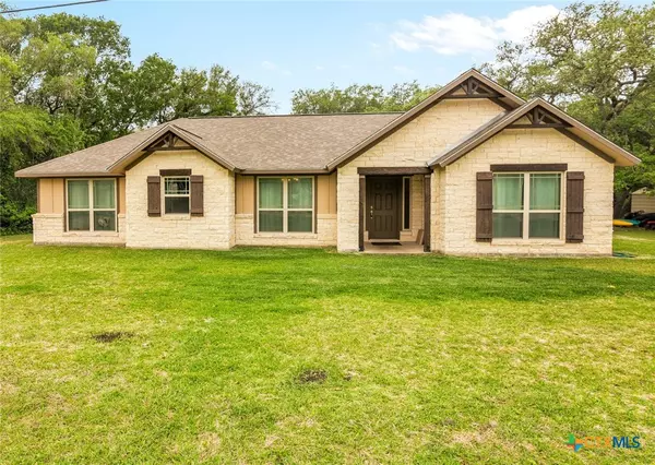 260 Oak Hollow ST, Palacios, TX 77465