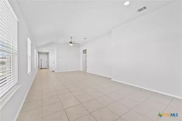 Maxwell, TX 78656,193 Heather Glen WAY