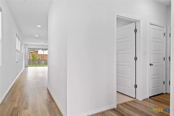 San Marcos, TX 78666,448 Chaste Tree DR