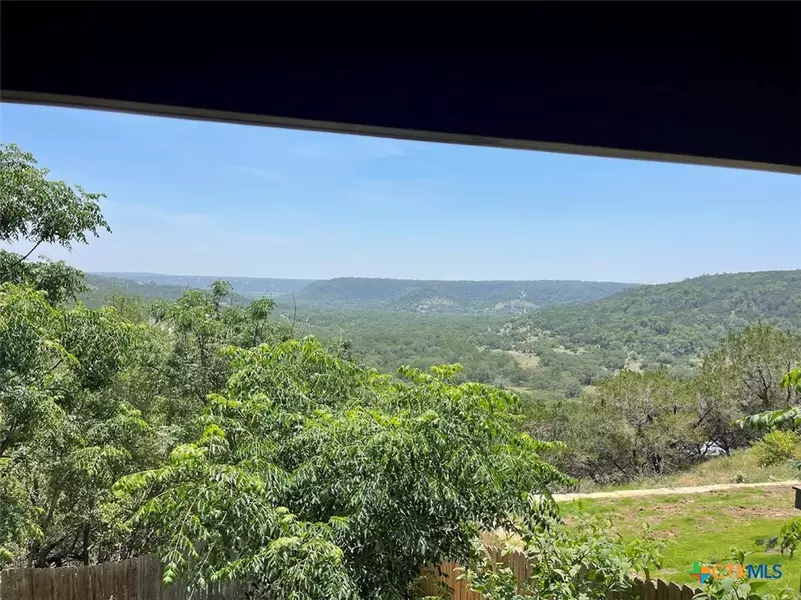 744 Hill Top DR, Canyon Lake, TX 78133
