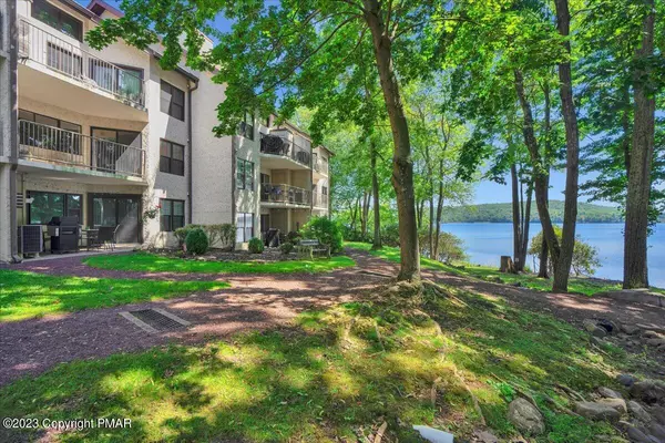 Lake Harmony, PA 18624,7 Midlake DR #201A