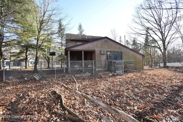 Bushkill, PA 18324,4524 W Pine Ridge DR