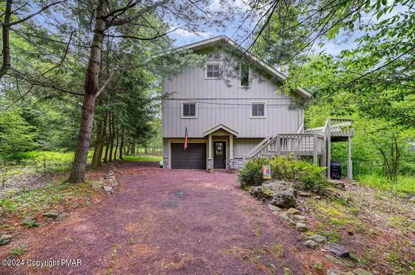 1233 Clear Pond RD, Pocono Pines, PA 18350