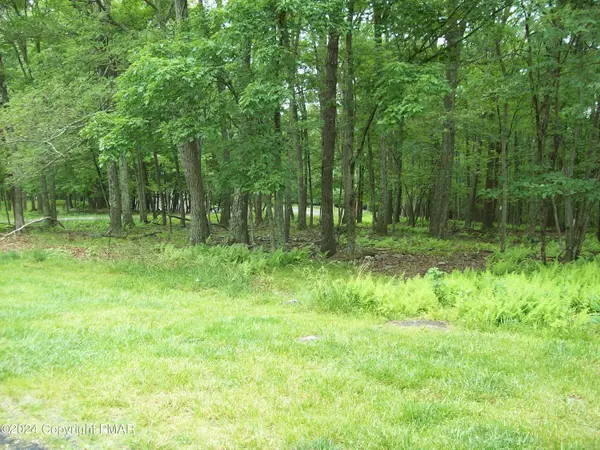 Bushkill, PA 18324,Lot 151 Pine Ridge dr E