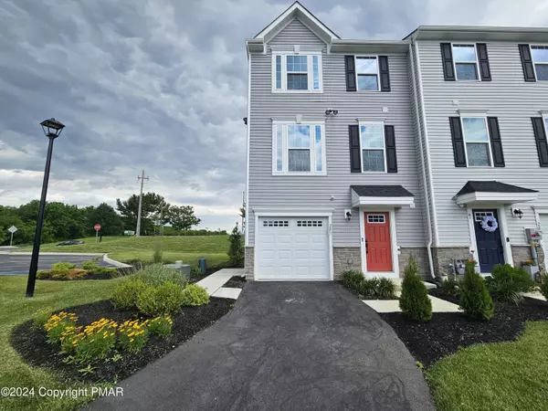 201 Ashton CT, Catasauqua, PA 18032