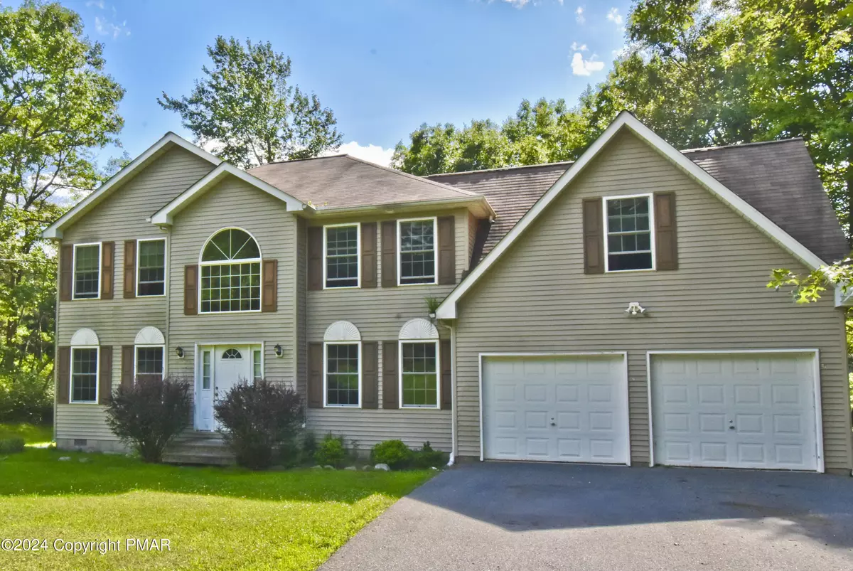 Long Pond, PA 18334,1032 Clover RD