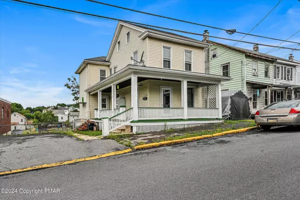 Williamstown, PA 17098,128 N West ST