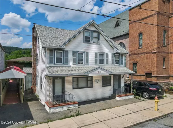 Lansford, PA 18232,23-25 W West Ridge ST