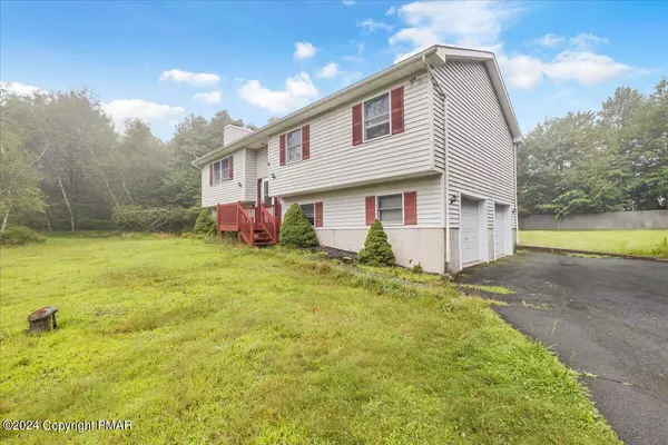 Blakeslee, PA 18610,2083 Sun Valley DR