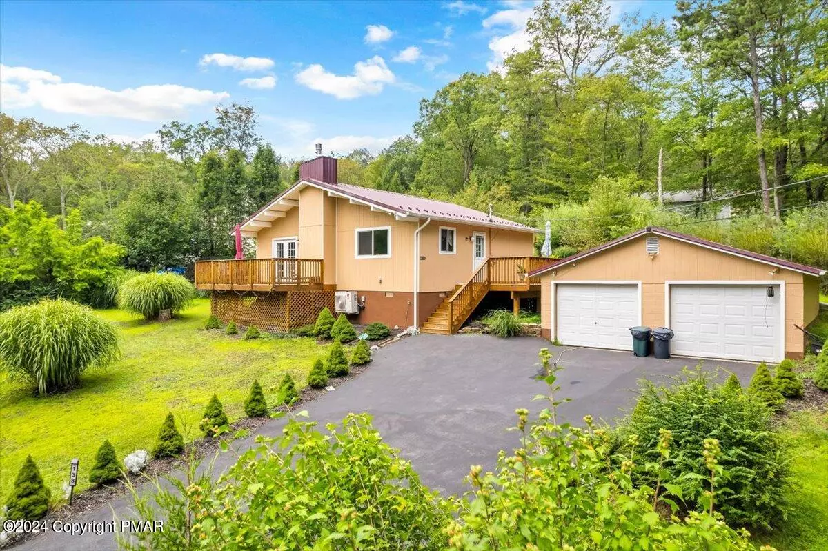 Bushkill, PA 18324,138 Kittatinny DR