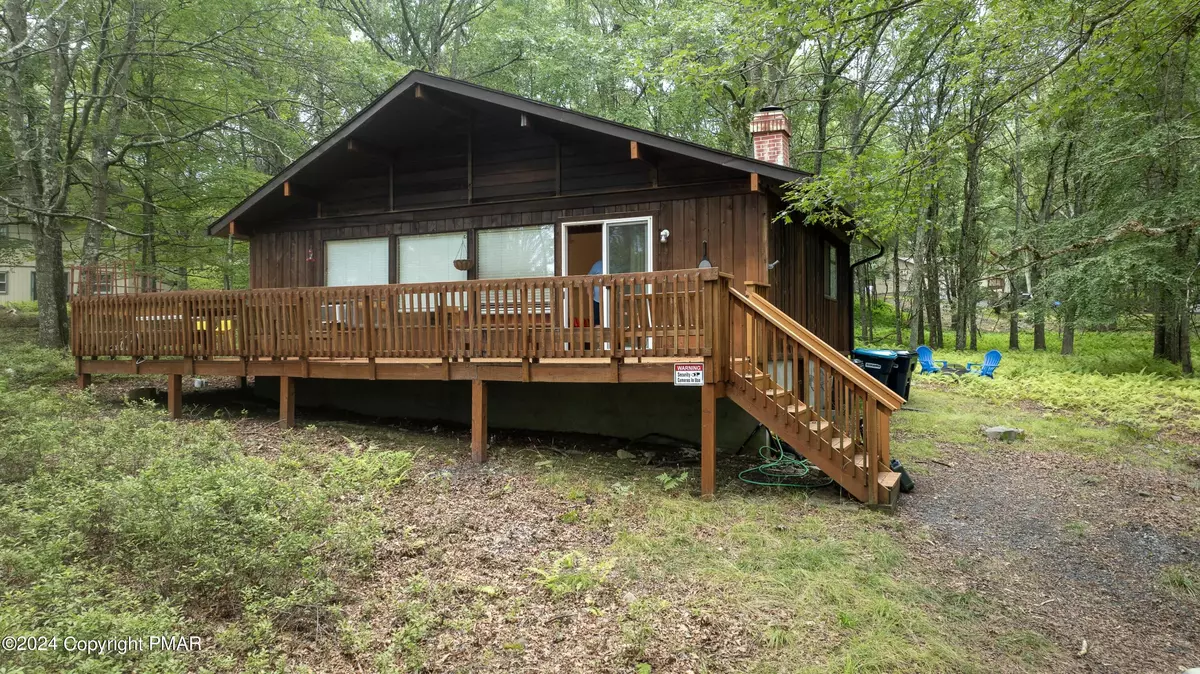 Bushkill, PA 18324,1115 Grouse CT