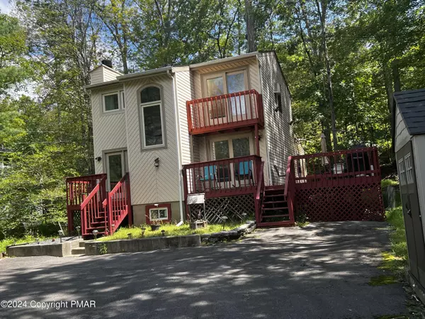 370 Canterbury RD, Bushkill, PA 18324