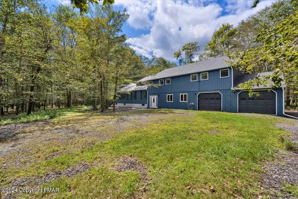 Gouldsboro, PA 18424,23 Lisa LN