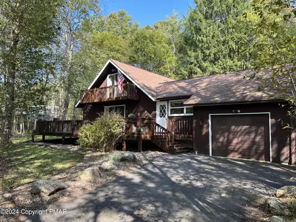 4140 Hemlock TRL, Pocono Pines, PA 18350