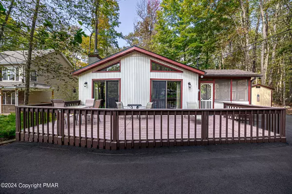 115 Maxatawny DR, Pocono Lake, PA 18347