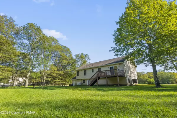 Bushkill, PA 18324,2107 Bushkill CIR