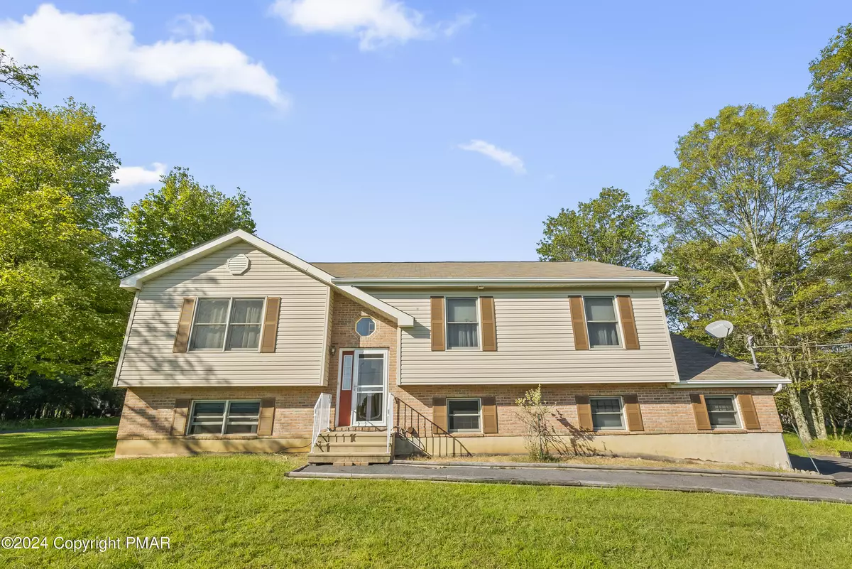 Bushkill, PA 18324,2107 Bushkill CIR