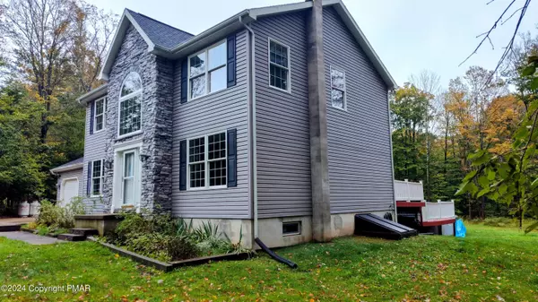 Clifton Township, PA 18424,370 Clifton Beach RD