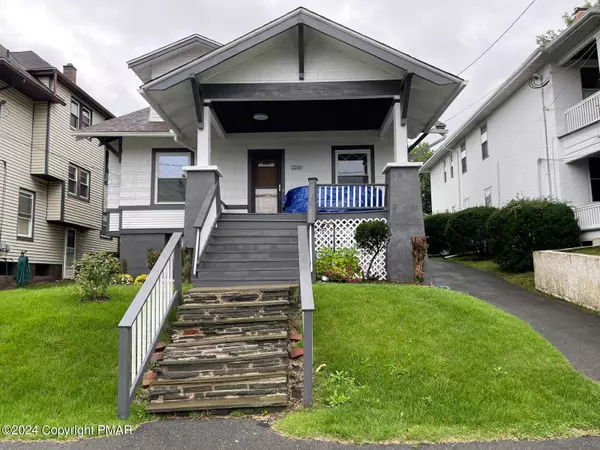 2216 Adams AVE, Scranton, PA 18509