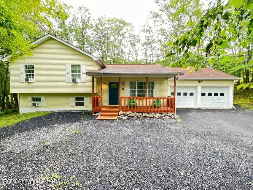 Bushkill, PA 18324,108 Dorchester DR