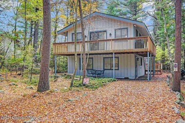 122 Long View LN, Pocono Pines, PA 18350