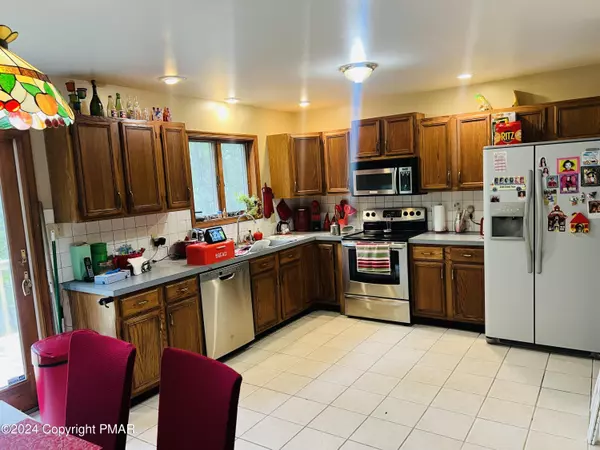 Bushkill, PA 18324,1114 Appleby CT